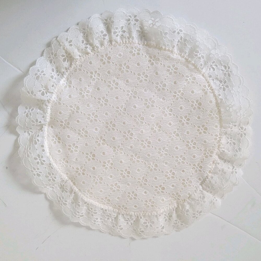 Vintage Doily White Lace 12" Round Quilted Middle For Trivet